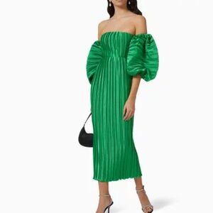 L'IDEE Sirene Off The Shoulder Puff Sleeve Gown in Bright Green